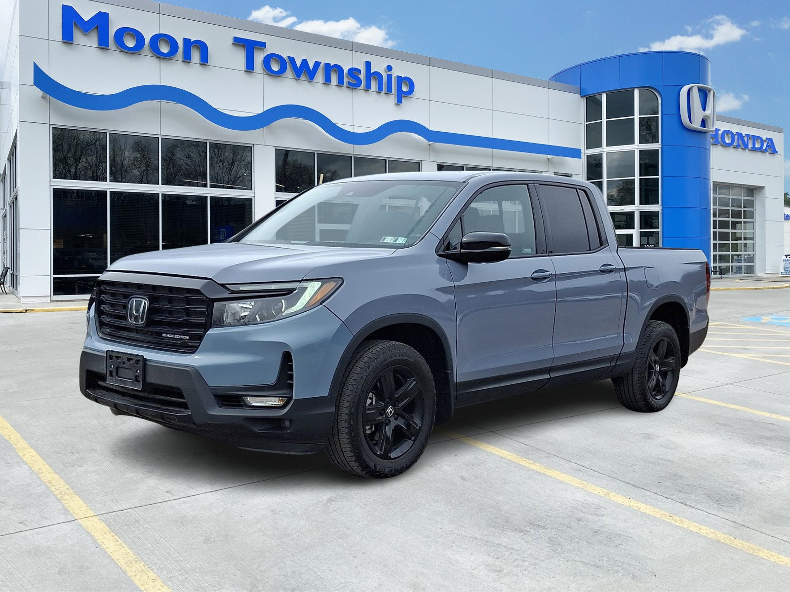 Used 2023 Honda Ridgeline Black Edition image 3