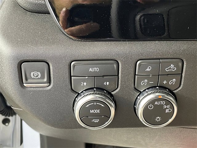 New 2026 GMC Sierra 1500 SLE w/ Preferred Package image 12