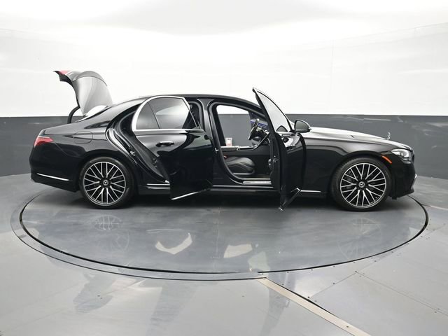 Used 2024 Mercedes-Benz S 580 4MATIC Sedan image 33