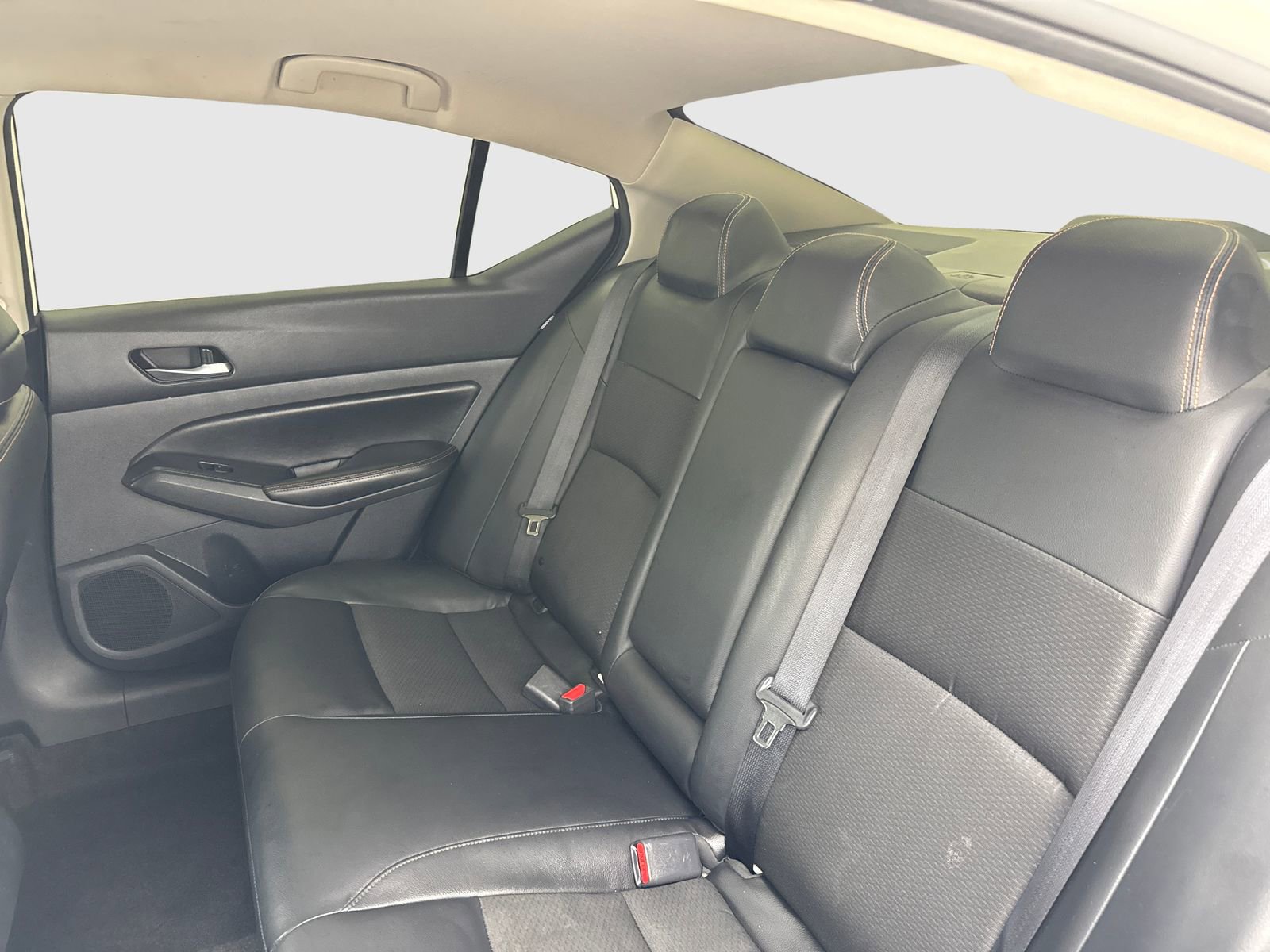 Used 2022 Nissan Altima 2.5 SR FWD image 36