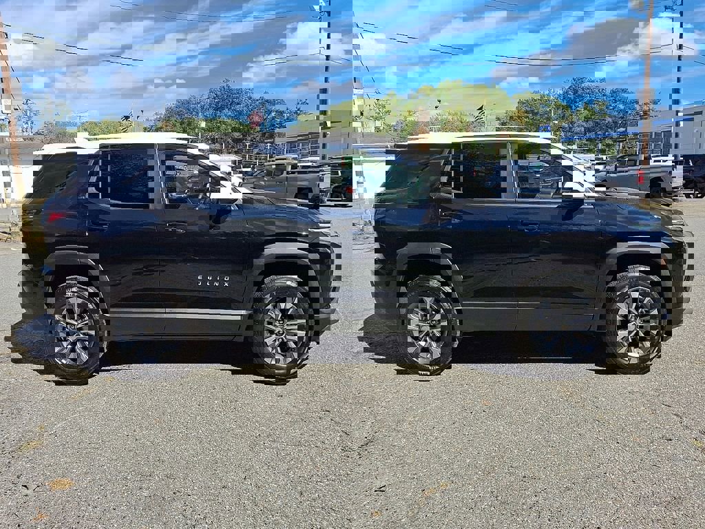 Used 2026 Chevrolet Equinox LT image 8