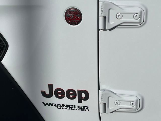 Used 2021 Jeep Wrangler Unlimited Rubicon w/ Uconnect 4C Nav & Sound Group AWD/4WD image 35