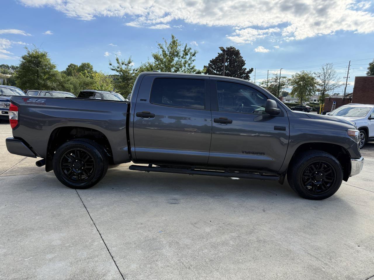 Used 2021 Toyota Tundra SR5 RWD image 6