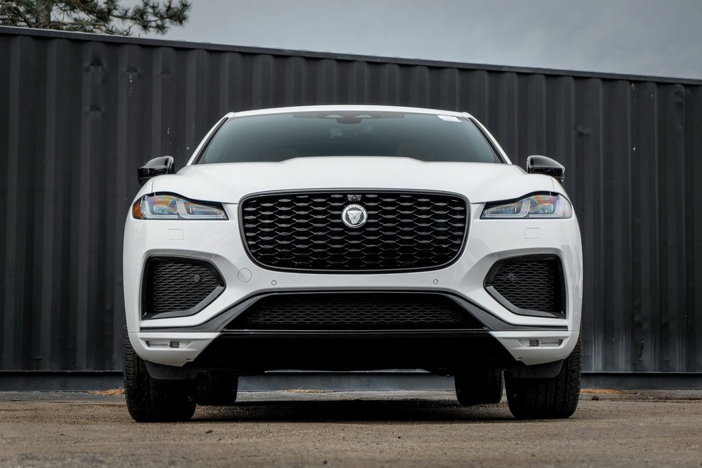 New 2026 Jaguar F-PACE R-Dynamic S image 5