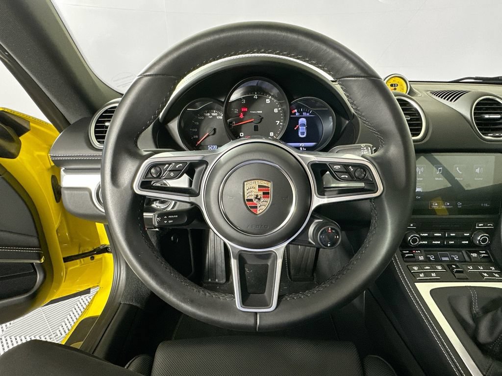 Used 2025 Porsche 718 Cayman RWD image 11