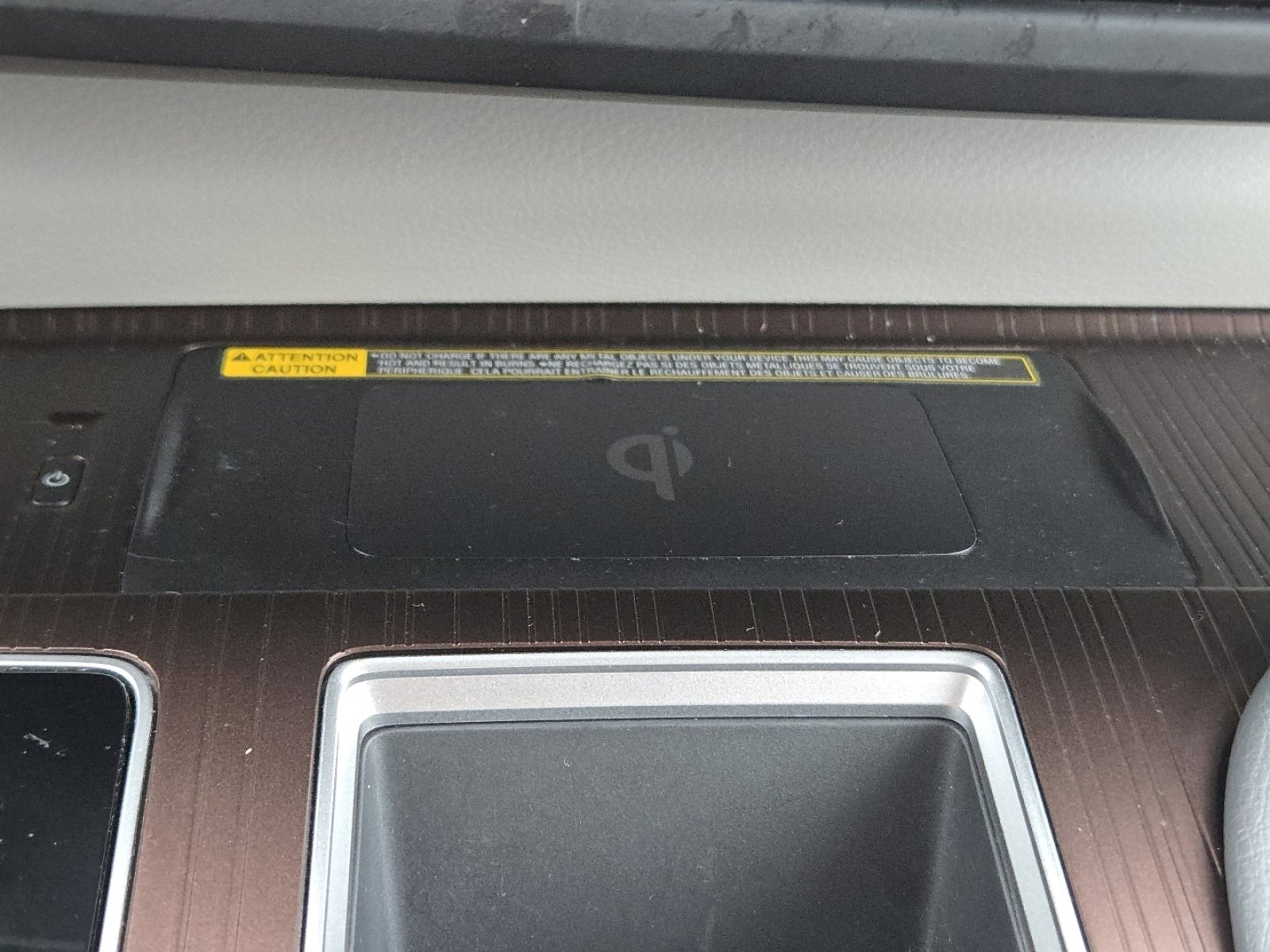 Used 2021 Toyota Sienna XLE w/ XLE Plus Package image 7