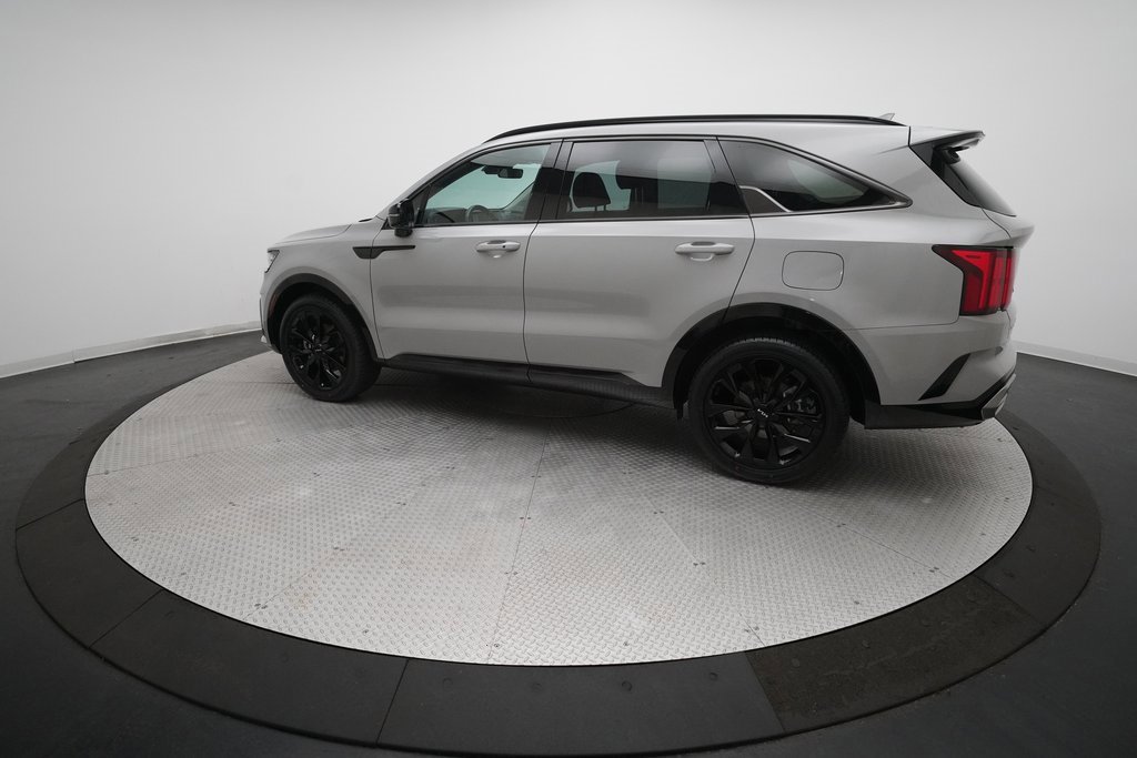 Certified 2023 Kia Sorento SX image 12