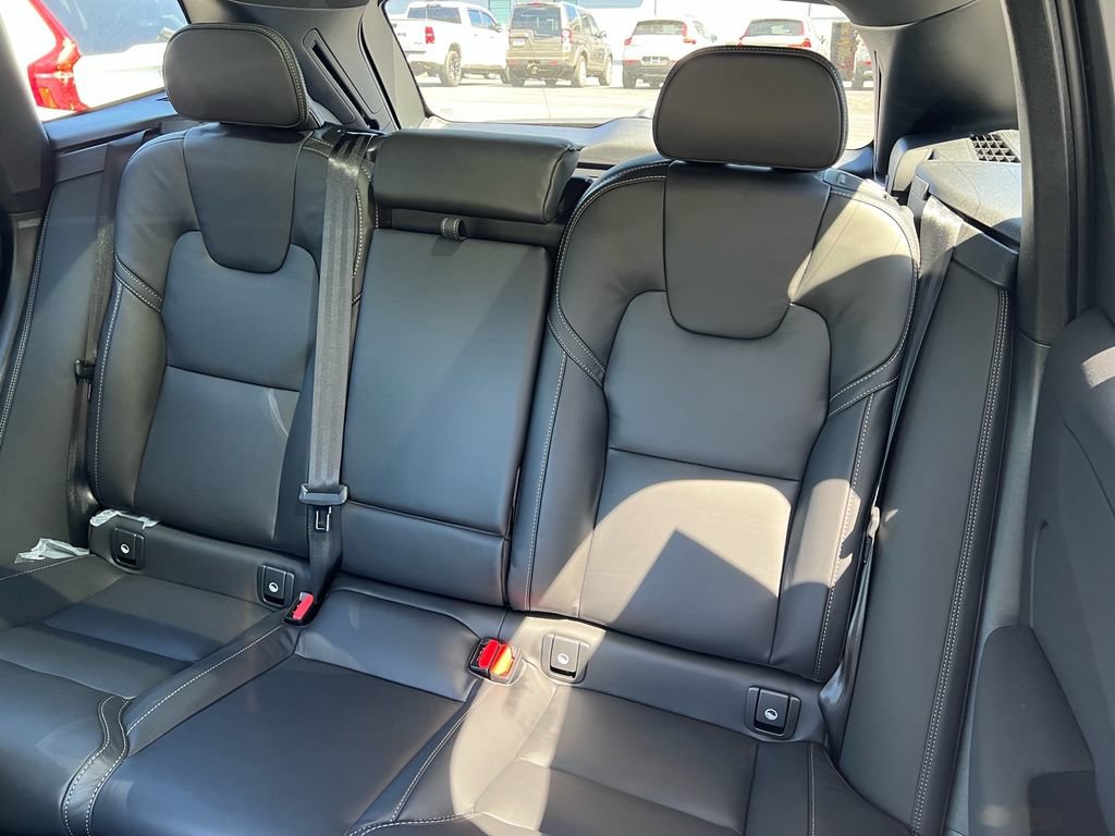 New 2026 Volvo XC60 T8 Ultra w/ Climate Package AWD/4WD image 19