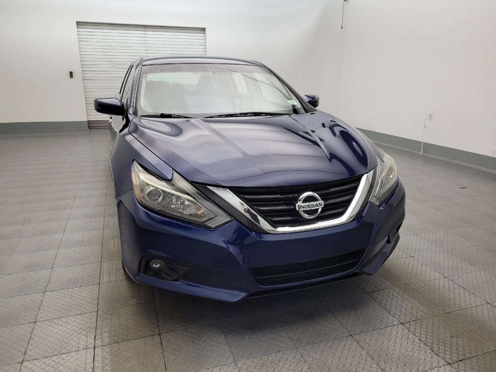 Used 2018 Nissan Altima 2.5 SR w/ SR Special Edition FWD image 14