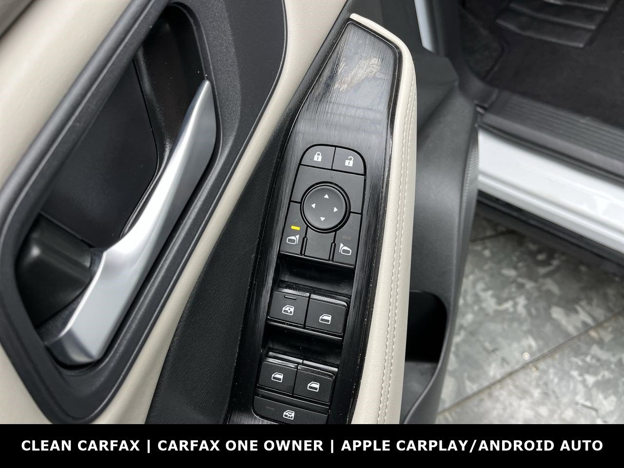 Used 2025 Nissan Rogue SV AWD/4WD image 7