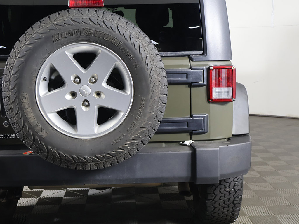 Used 2015 Jeep Wrangler Unlimited Sport w/ Quick Order Package 24S AWD/4WD image 11