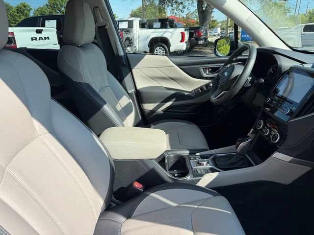 Used 2023 Subaru Forester Limited AWD/4WD image 9