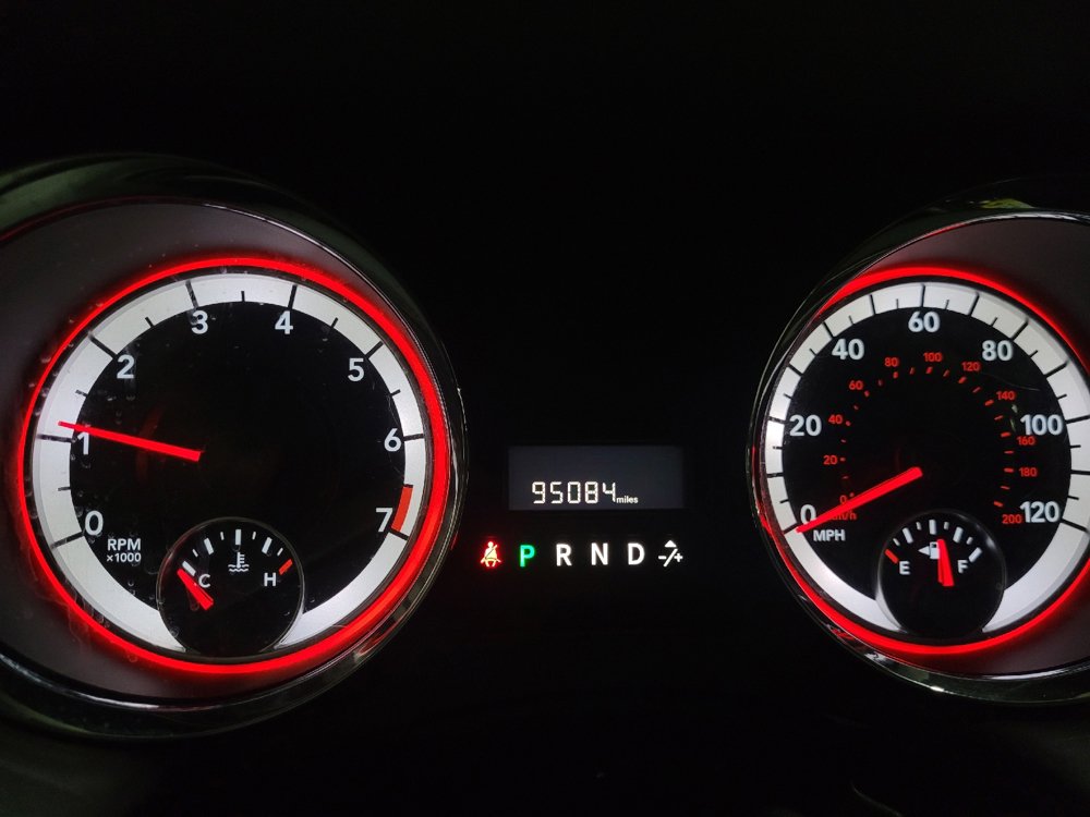 Used 2018 Dodge Grand Caravan SE FWD image 23