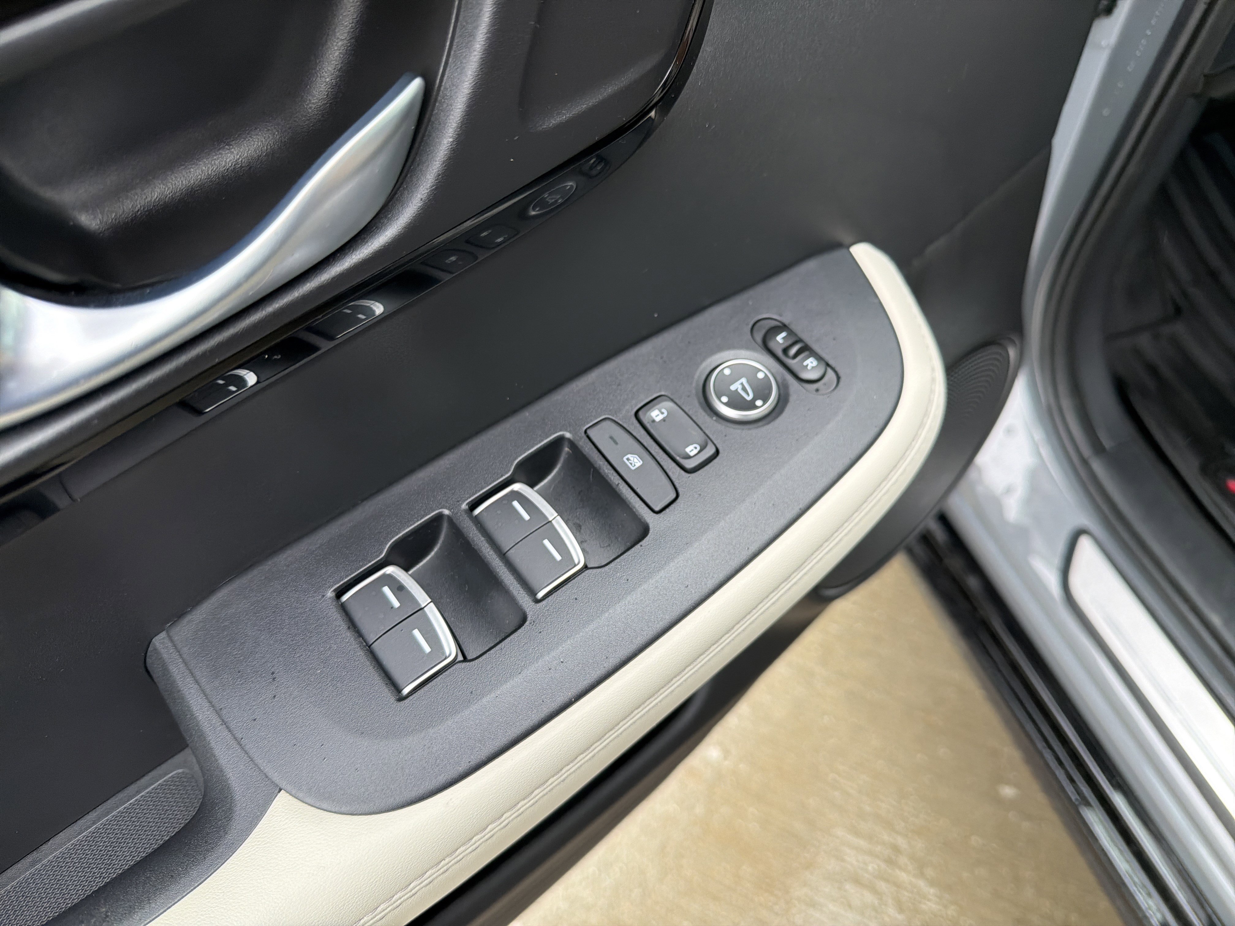 Certified 2025 Acura ADX A-Spec image 15