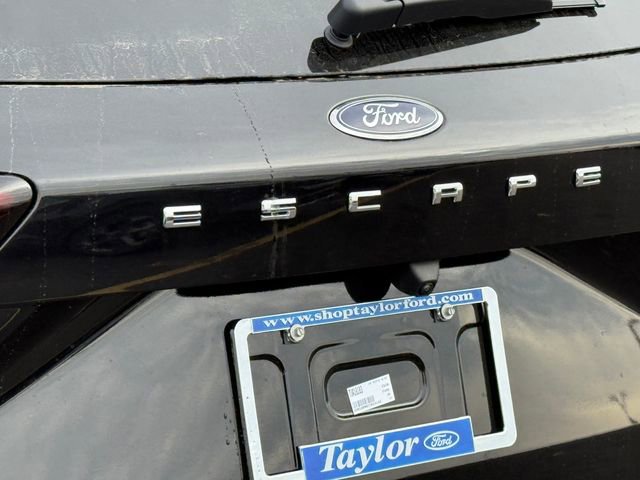 New 2026 Ford Escape ST-Line w/ Tech Pack #1 AWD/4WD image 8