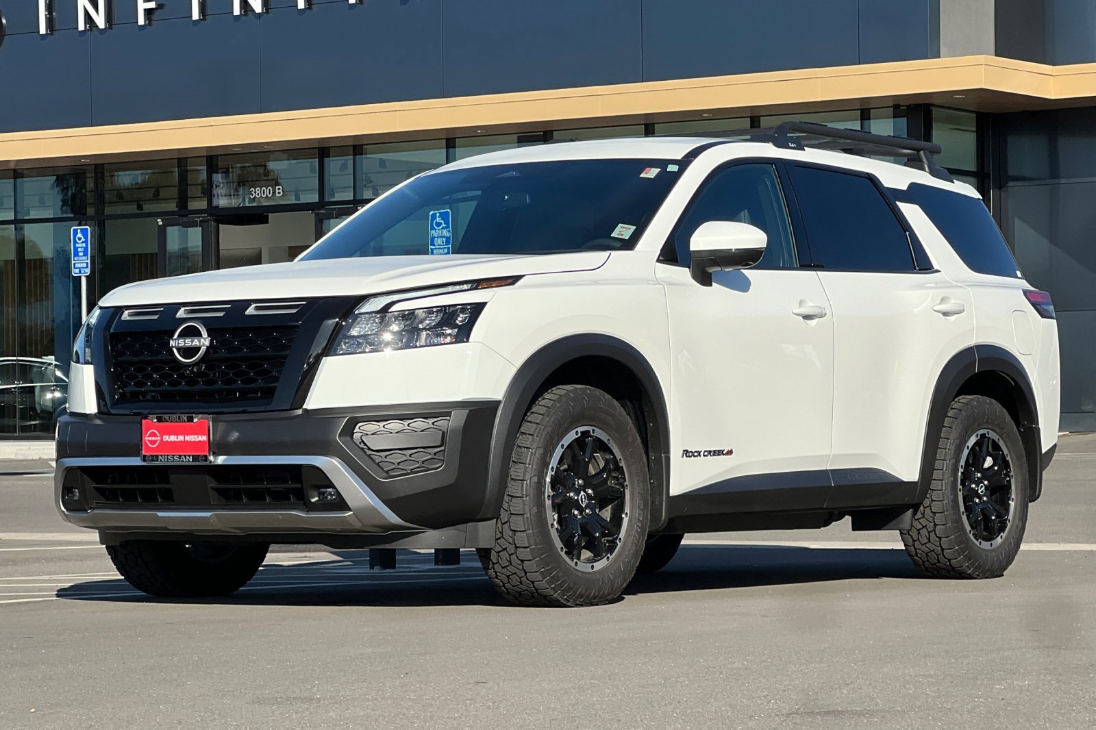 Certified 2025 Nissan Pathfinder Rock Creek image 8