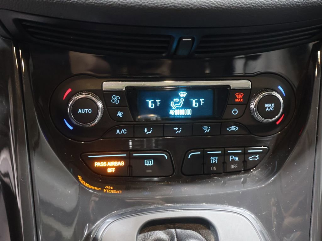 Used 2015 Ford Escape Titanium w/ Canadian Touring Package image 27