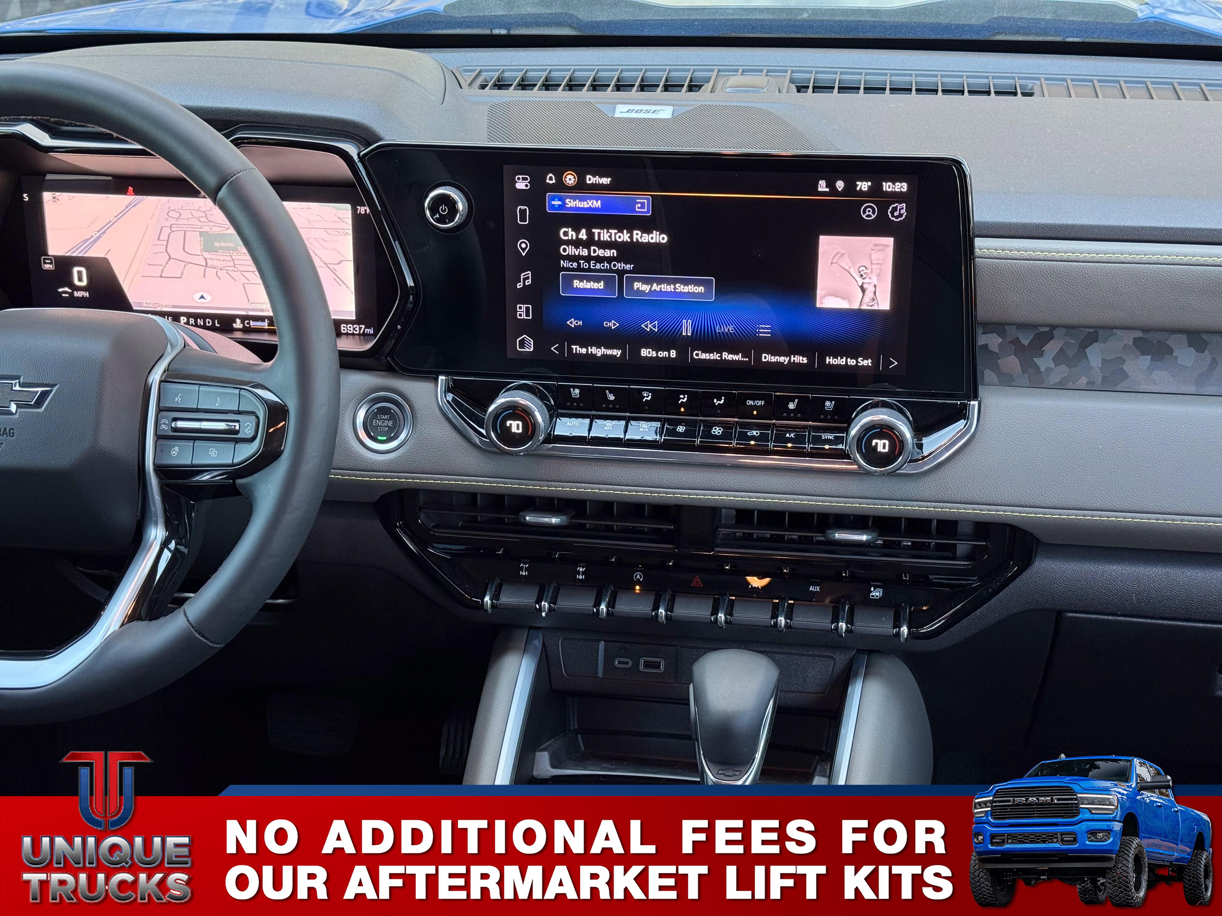 Used 2025 Chevrolet Colorado ZR2 w/ Technology Package image 34