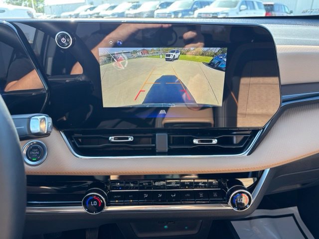 Certified 2025 Chevrolet Equinox ACTIV w/ Convenience Package III AWD/4WD image 15