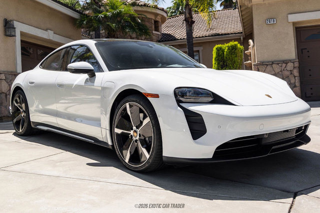 Used 2023 Porsche Taycan RWD image 12