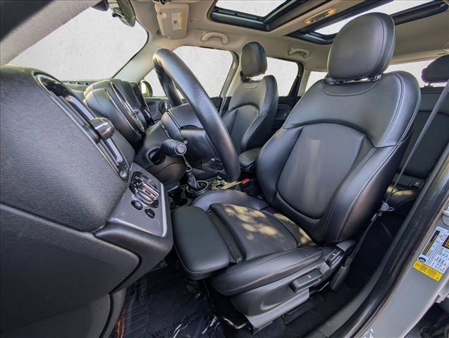 Used 2017 MINI Cooper Countryman S FWD image 9