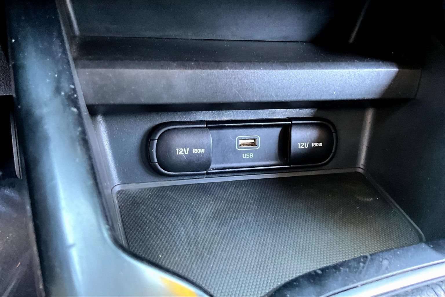Used 2023 Kia Soul LX w/ LX Technology Package FWD image 17