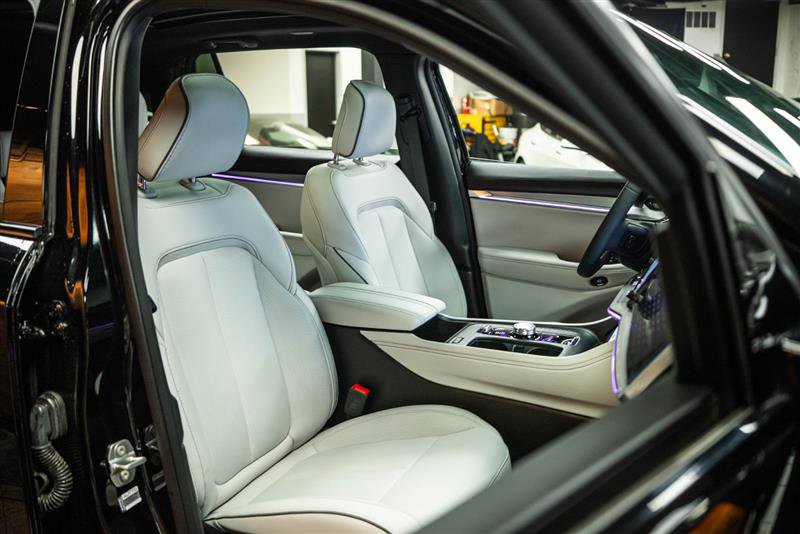 Used 2025 Jeep Wagoneer S Limited image 14