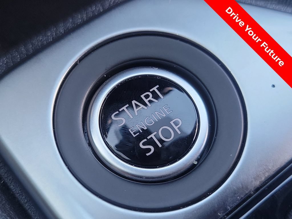 Certified 2025 Nissan Sentra SV FWD image 9