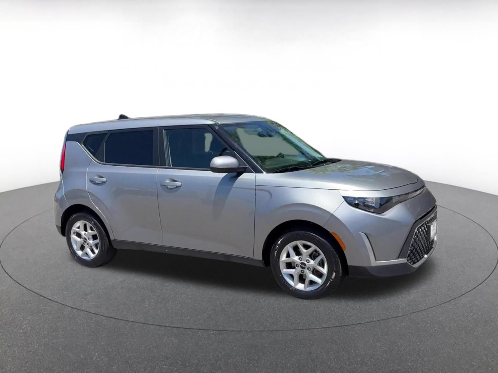Used 2025 Kia Soul LX w/ LX Technology Package FWD video 2