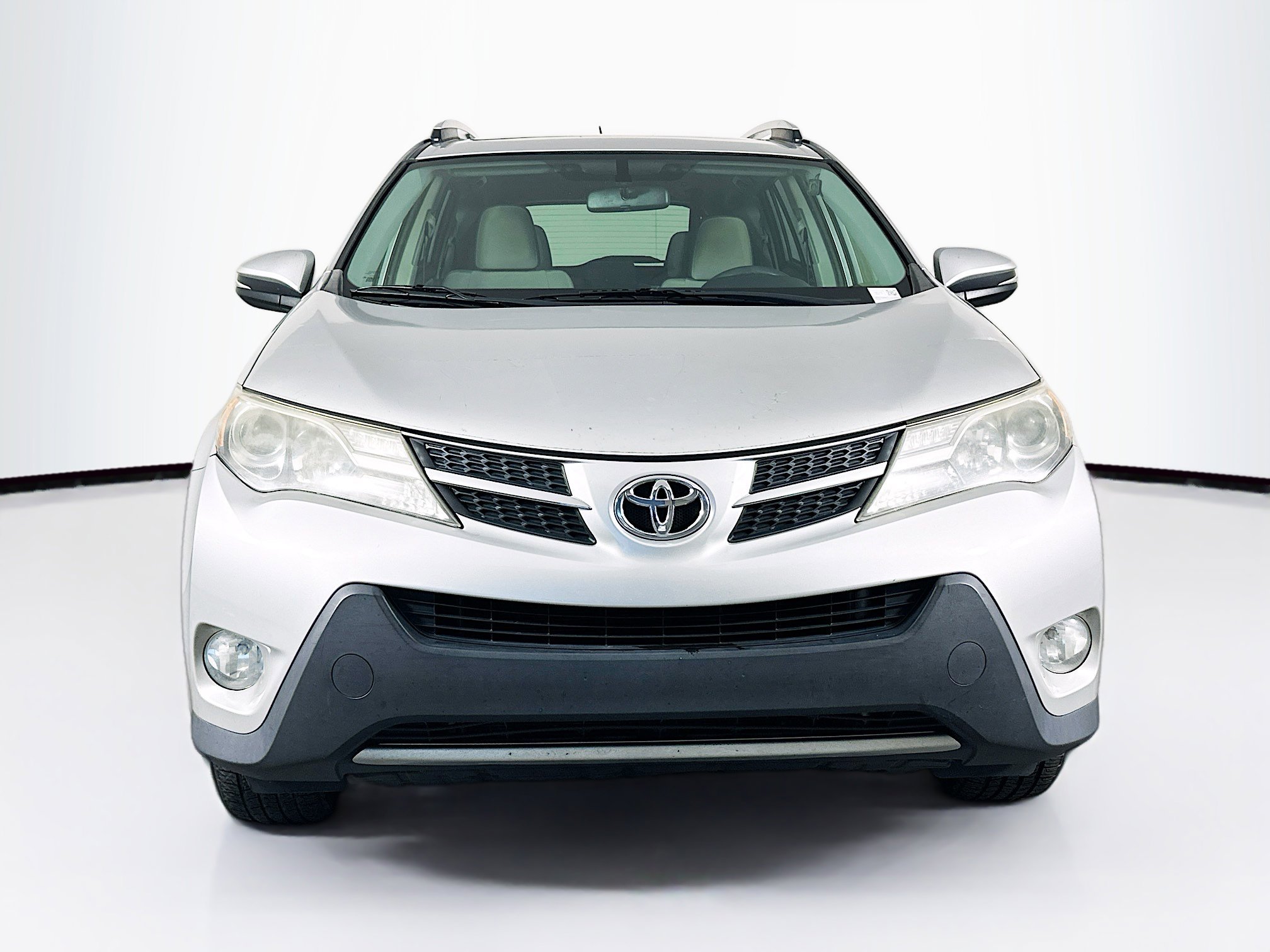 Used 2014 Toyota RAV4 XLE image 2