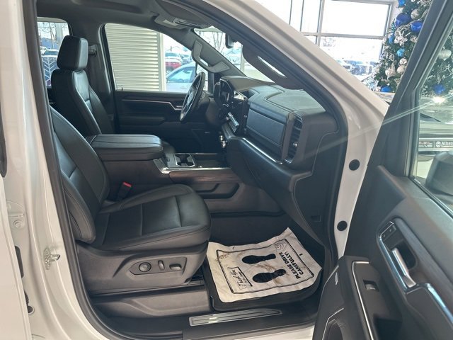 Used 2024 GMC Sierra 2500 SLT w/ SLT Convenience Package image 18