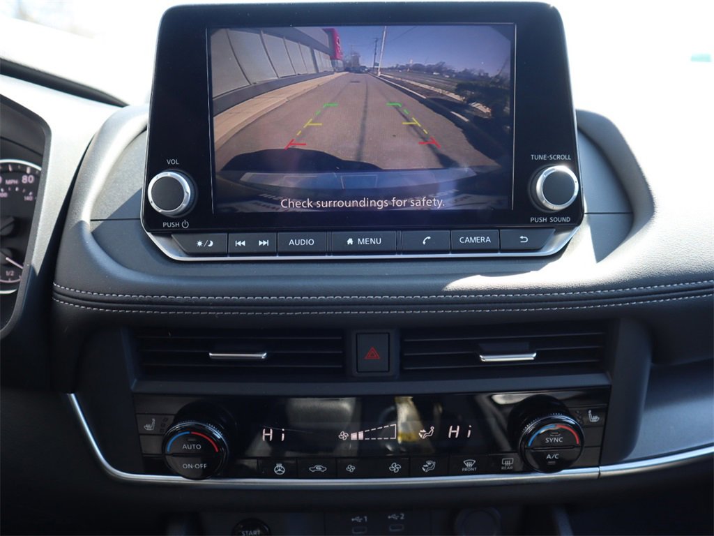 Certified 2025 Nissan Rogue SV w/ SV Premium Package image 20