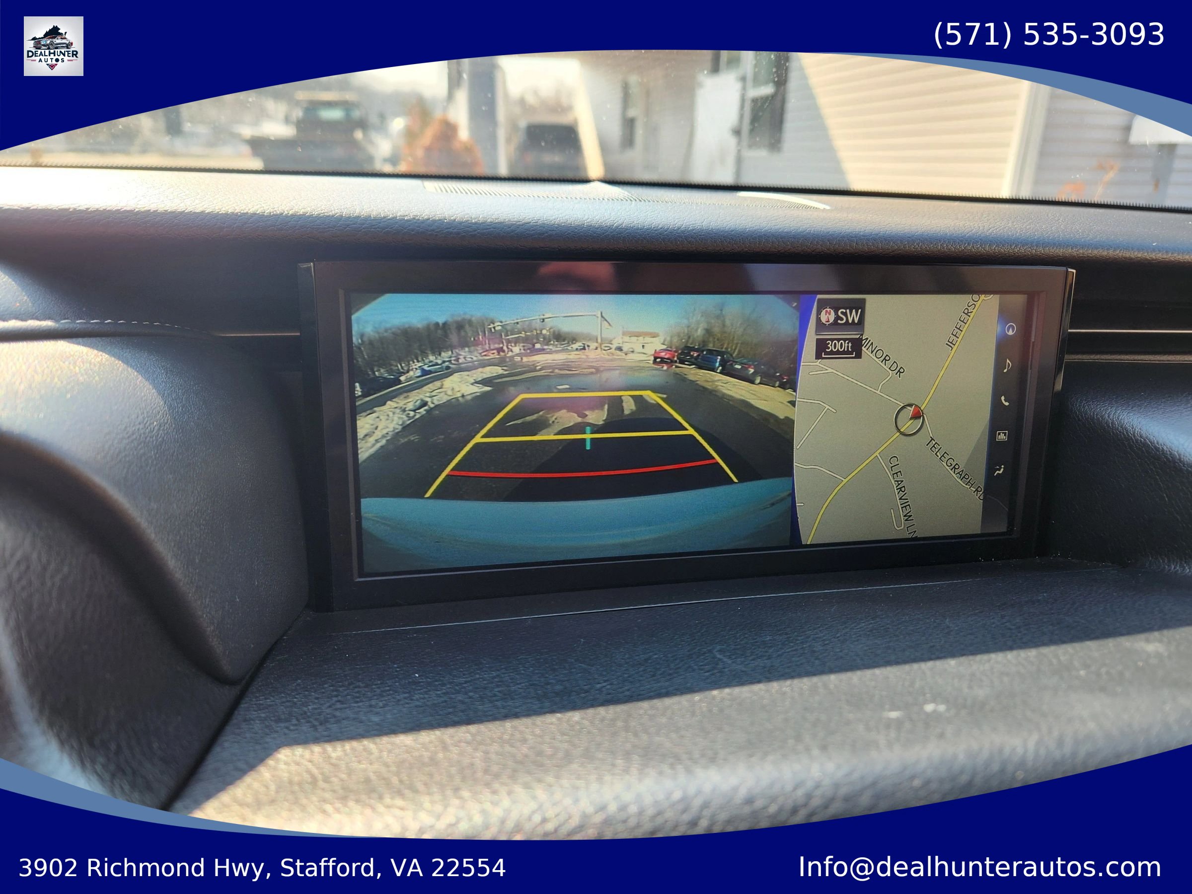 Used 2018 Lexus IS 300 AWD w/ Comfort Package image 32