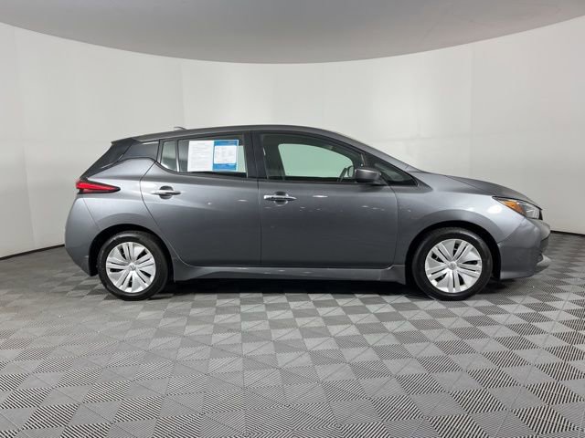 Used 2023 Nissan Leaf S image 11