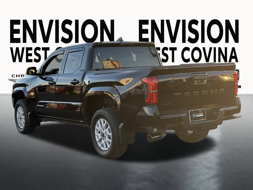 Used 2025 Toyota Tacoma SR5 image 7