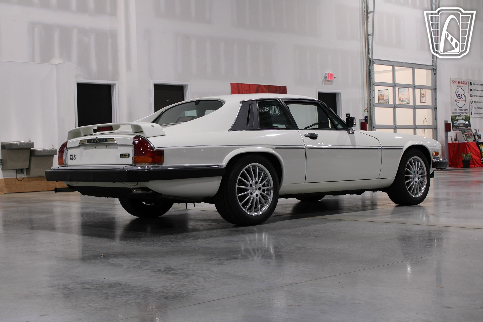 Used 1991 Jaguar XJS V12 Coupe RWD image 24