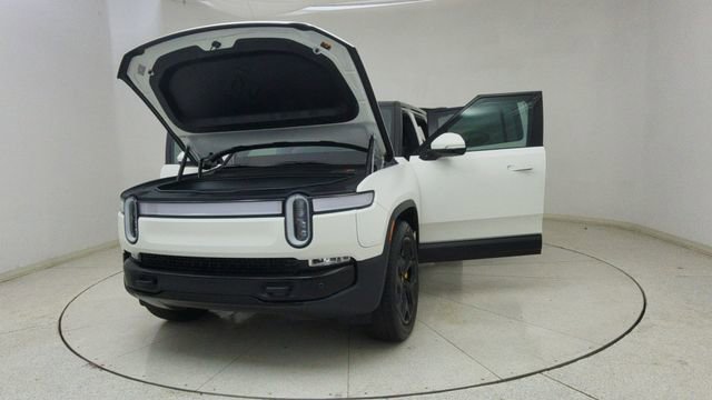 Used 2024 Rivian R1S Adventure image 73