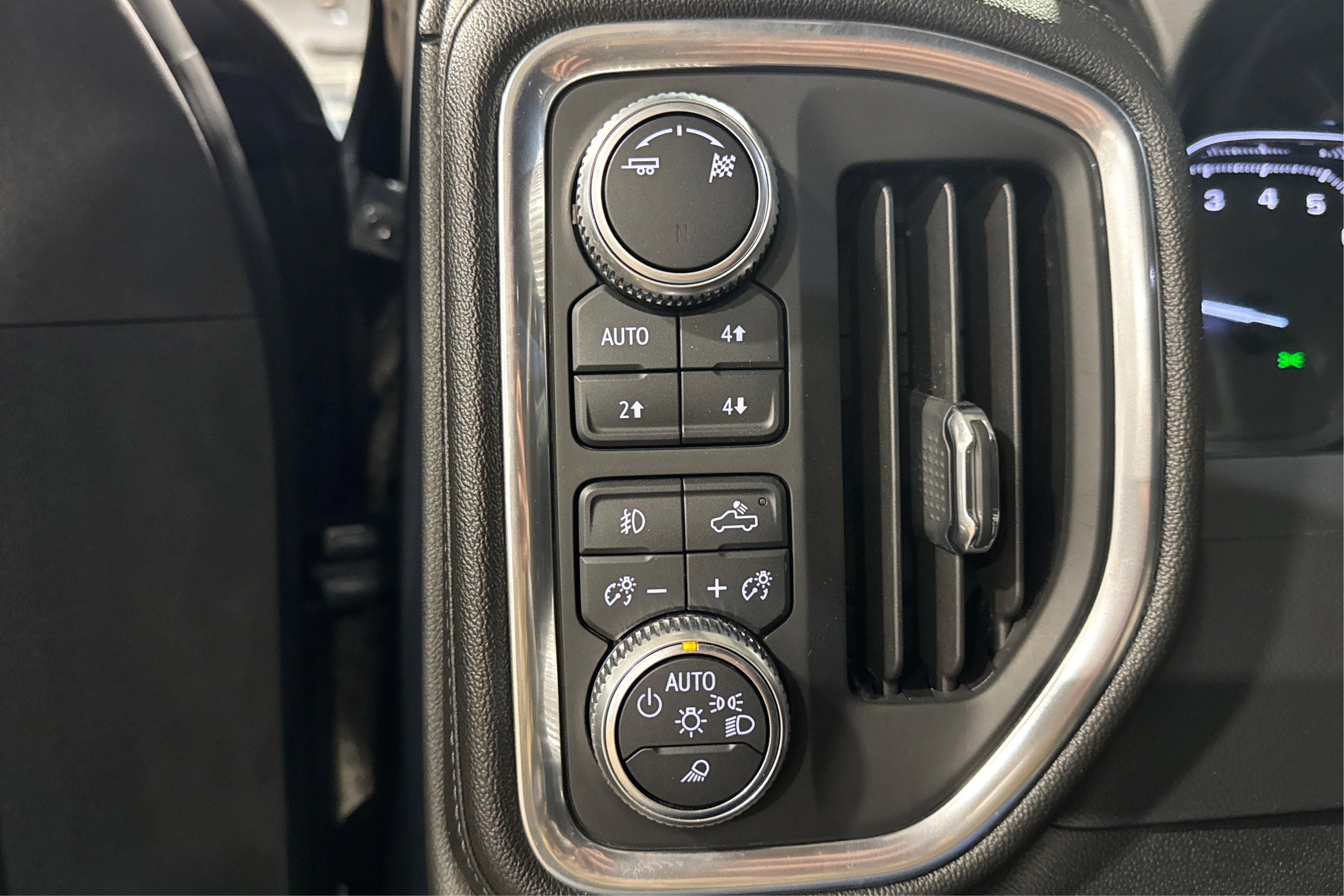 Used 2019 GMC Sierra 1500 SLT image 23