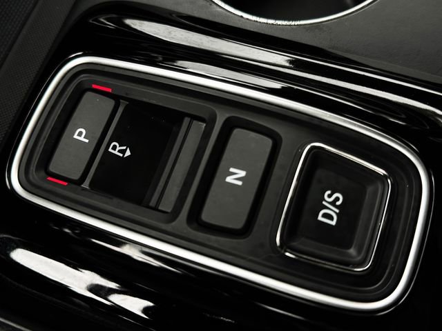 Used 2025 Honda Pilot Touring image 30