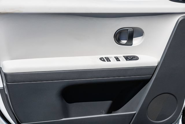 New 2026 Hyundai Ioniq 5 SEL RWD image 24