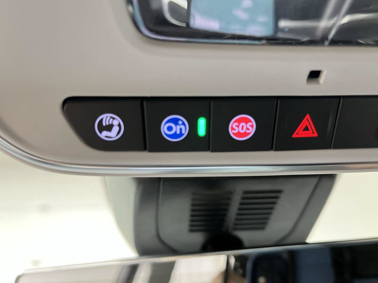 Certified 2026 GMC Terrain Denali AWD/4WD image 30