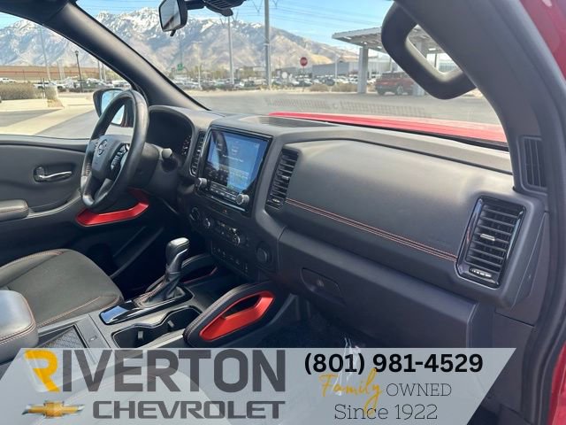 Used 2023 Nissan Frontier PRO-4X image 19