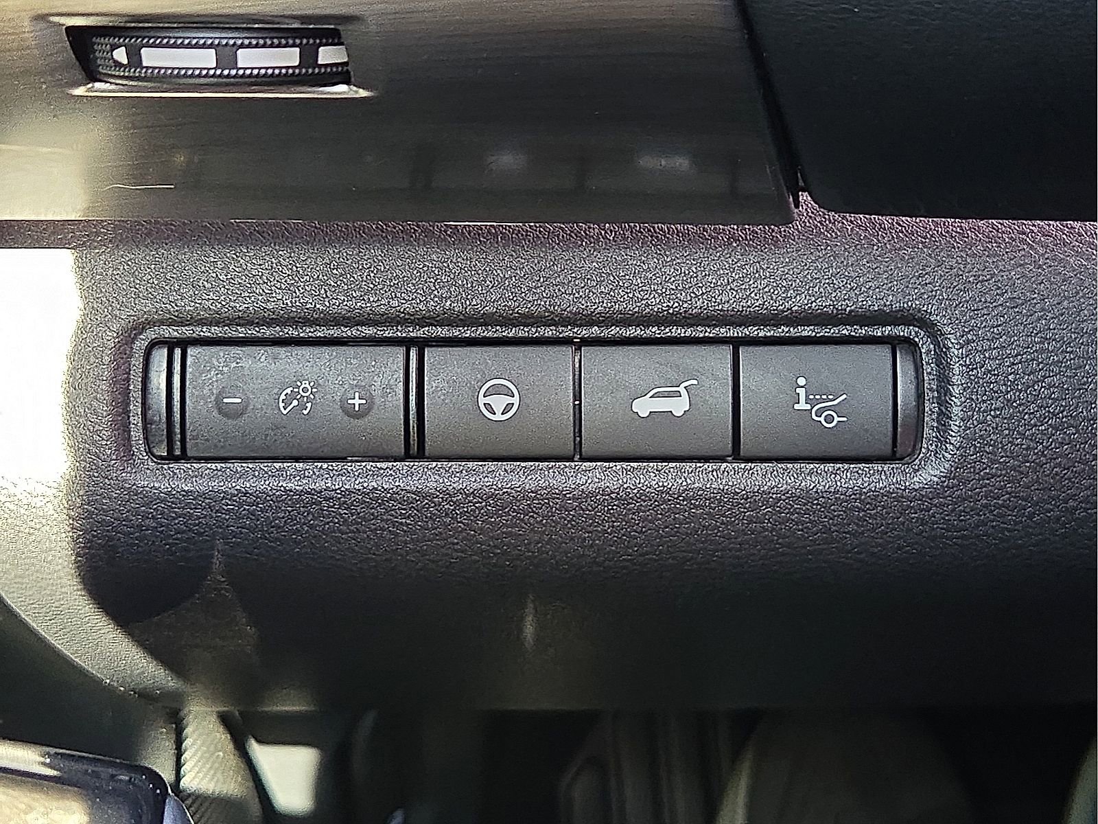 Used 2024 Nissan Pathfinder Platinum w/ Cargo Package FWD image 21