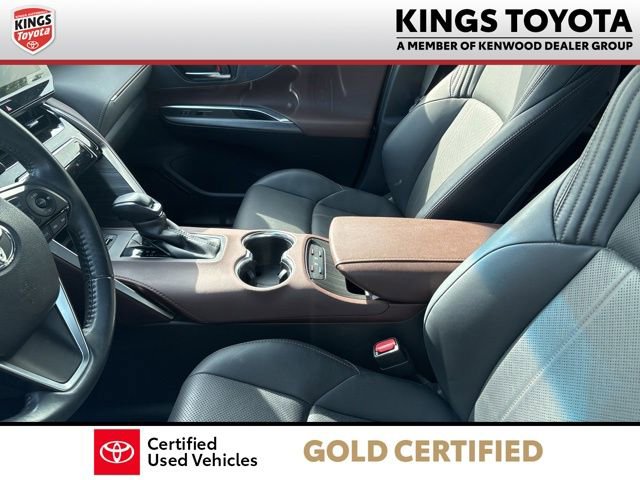 Used 2021 Toyota Venza XLE w/ Softex Package AWD/4WD image 13