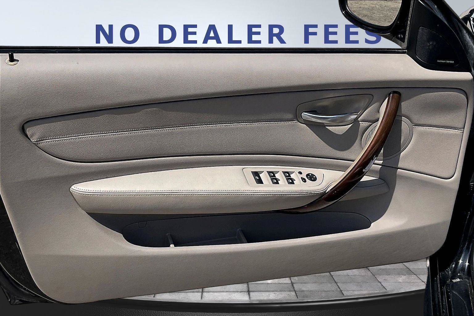 Used 2012 BMW 135i Convertible RWD image 15