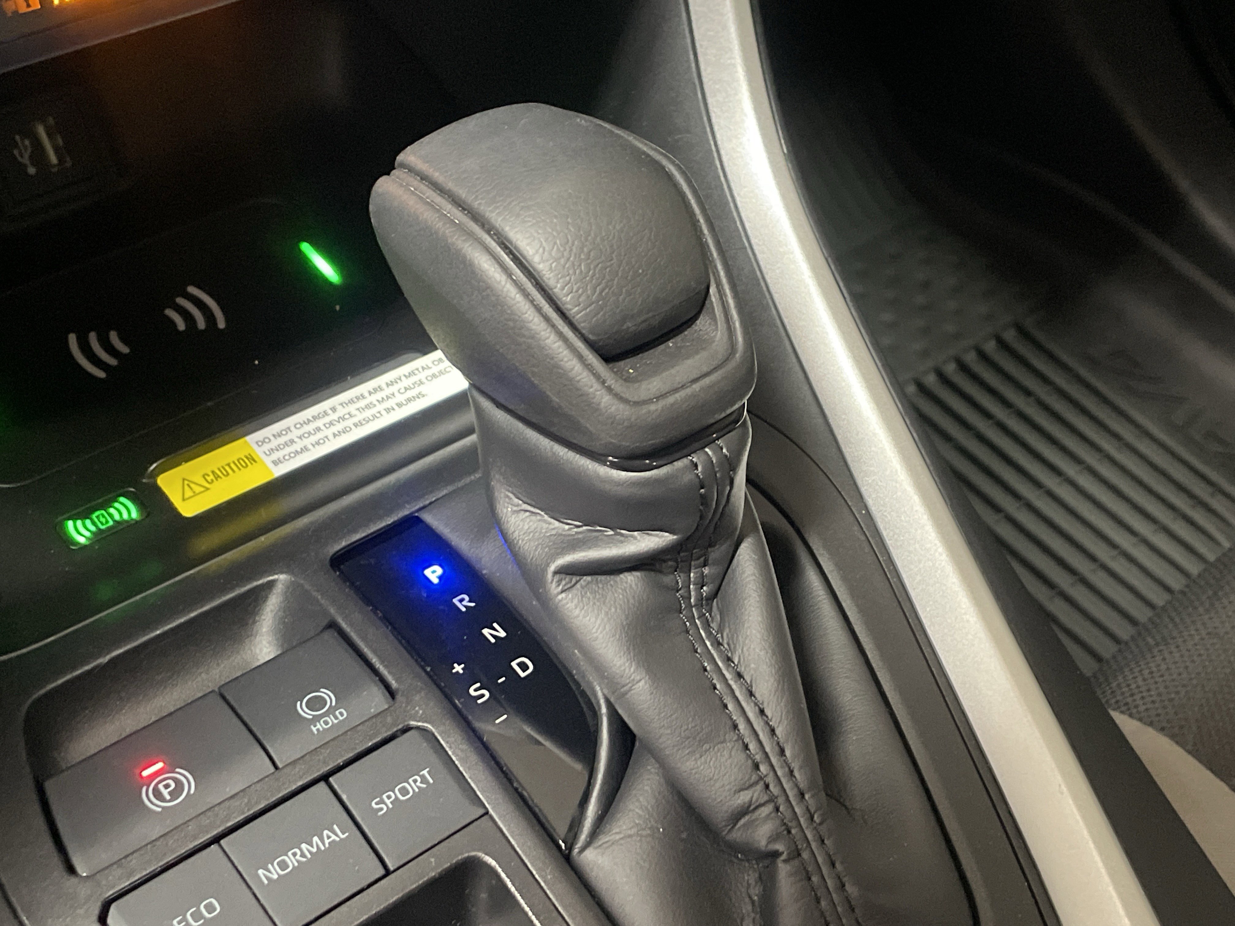 Used 2025 Toyota RAV4 XLE image 26