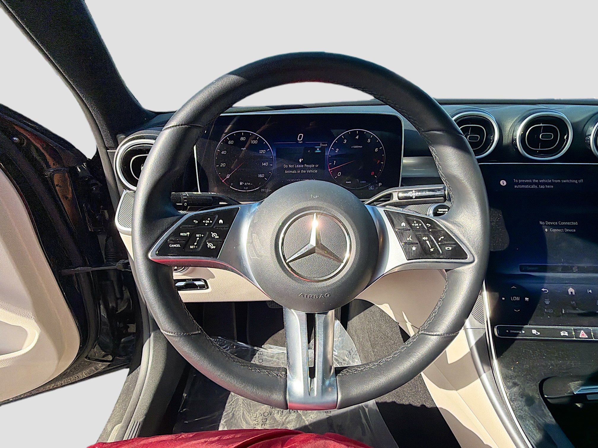 Used 2025 Mercedes-Benz C 300 Sedan image 36