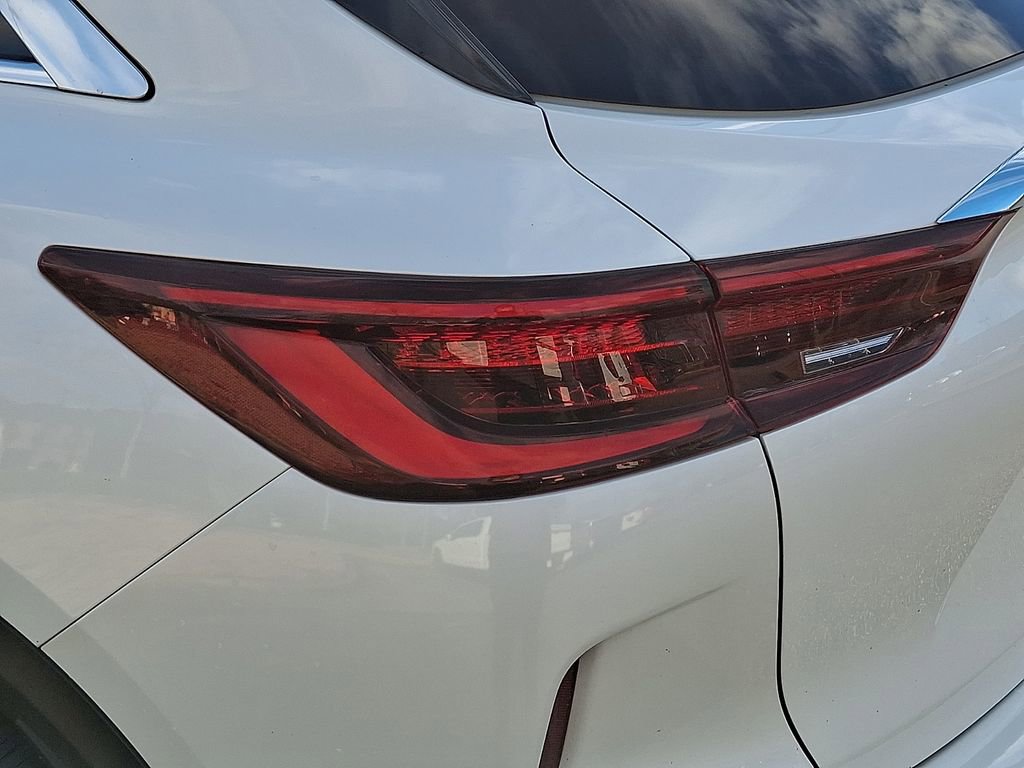 Used 2022 INFINITI QX50 Luxe w/ Cargo Package image 10