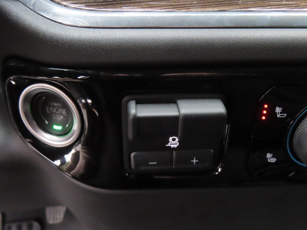 Certified 2025 Chevrolet Silverado 1500 LT image 7