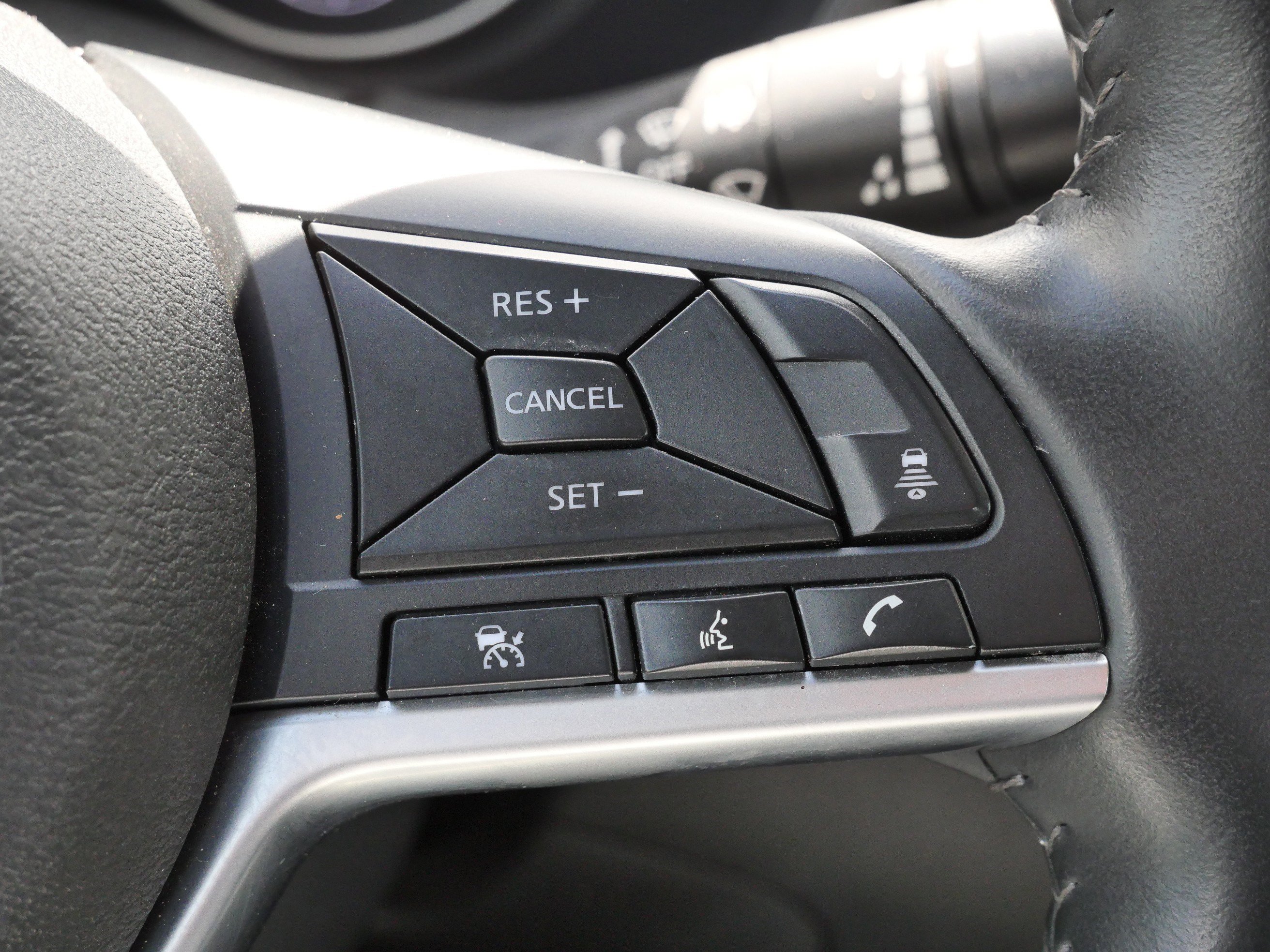 Used 2024 Nissan Sentra SV w/ All-Weather Package FWD image 30